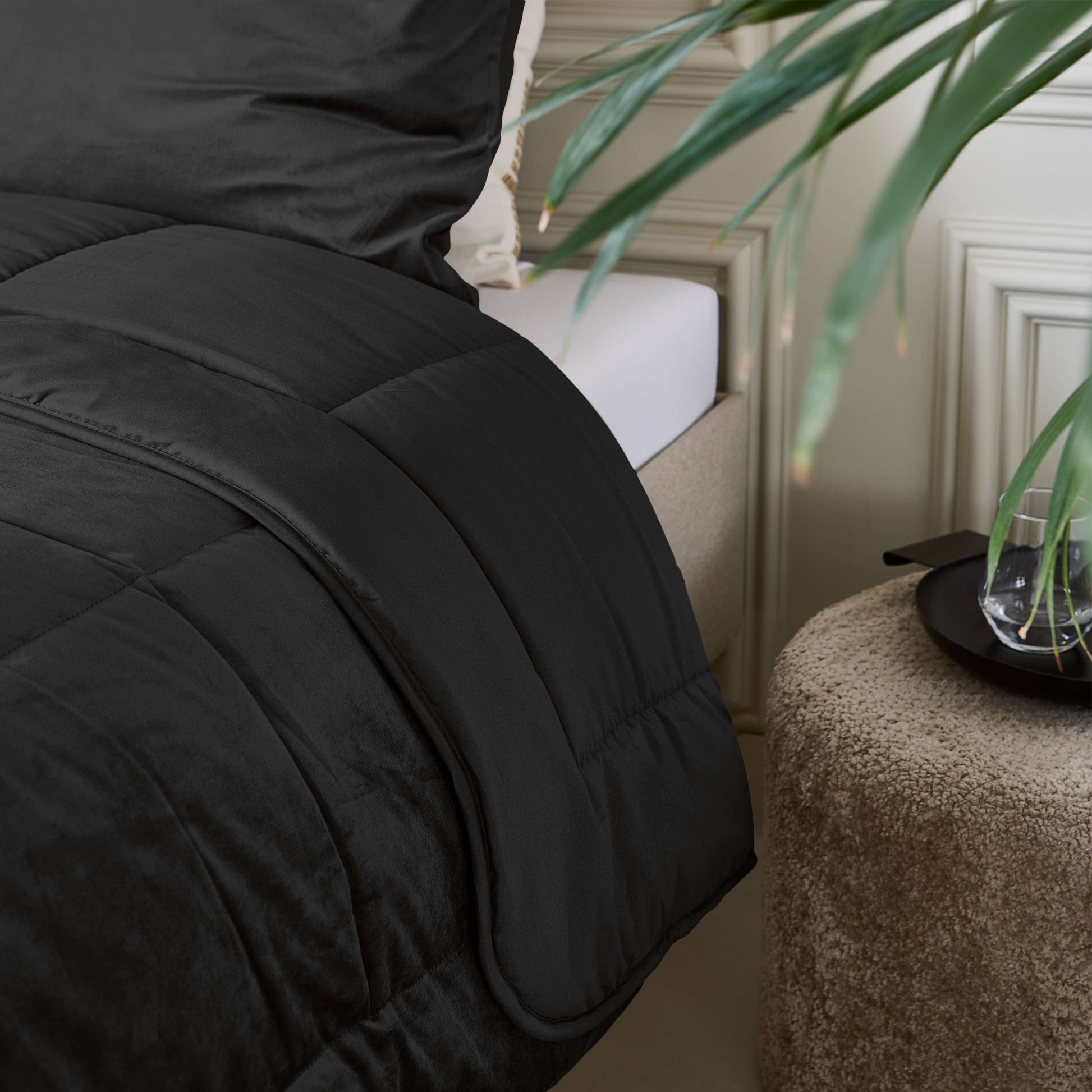 CloudSoft Velvet | Zwart Dekbed en Overtrek in 1!