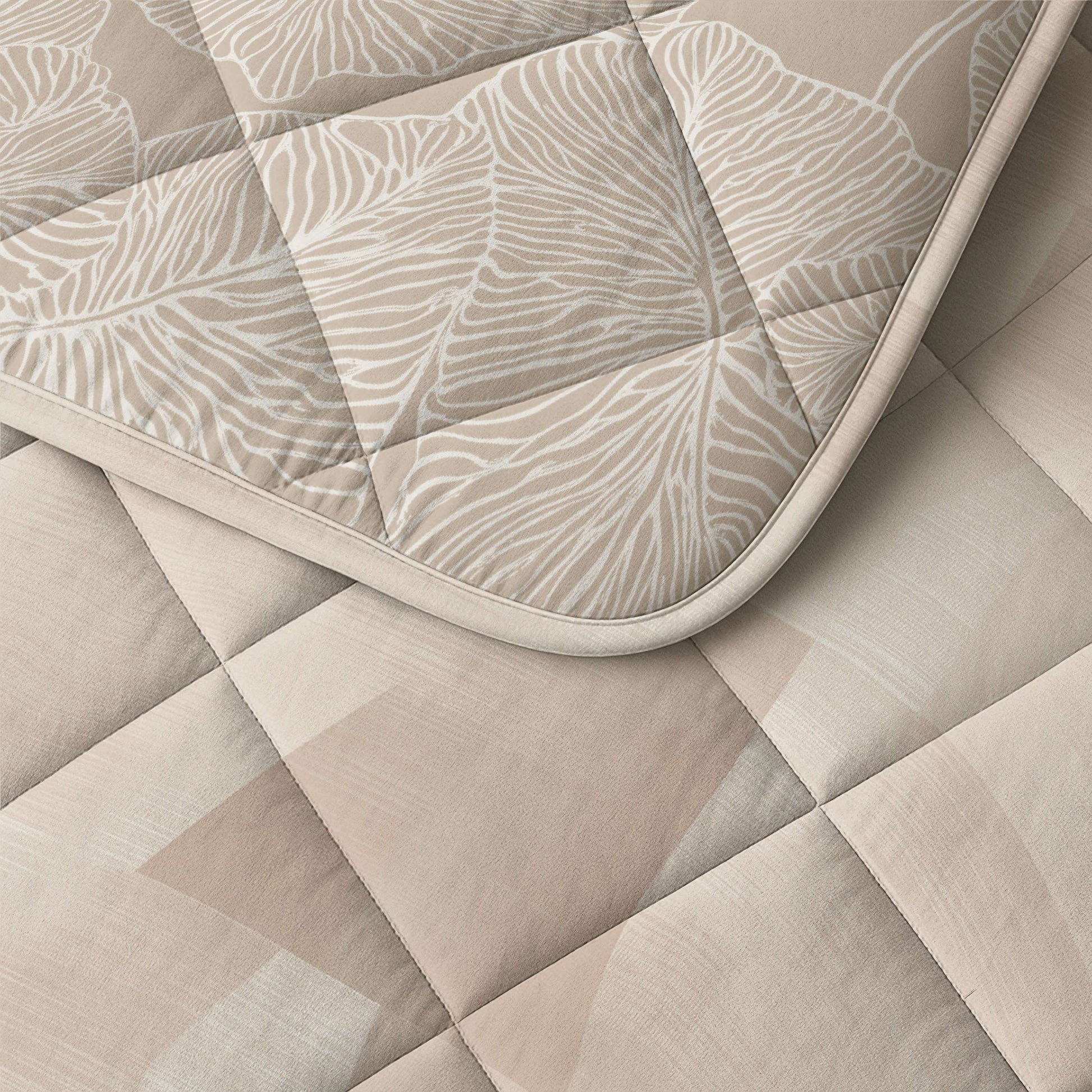 CloudSoft Comfort | Zand Driehoeken Dekbed en Overtrek in 1!